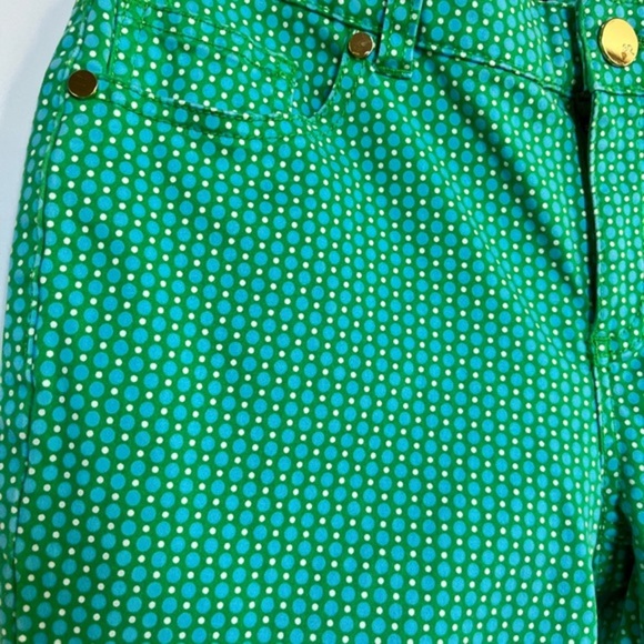 Cynthia Rowley Printed Green / White Stretch Capris with Gold Hardware Size 4 - Picture 4 of 9